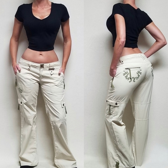 Allyance Pants - Rare Allyance ATG Grunge Cream Green Floral Low Rise Lace-up Flare Cargo Pants